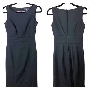 H & M Sleeveless Black Dress, Size 4 Zip Closure